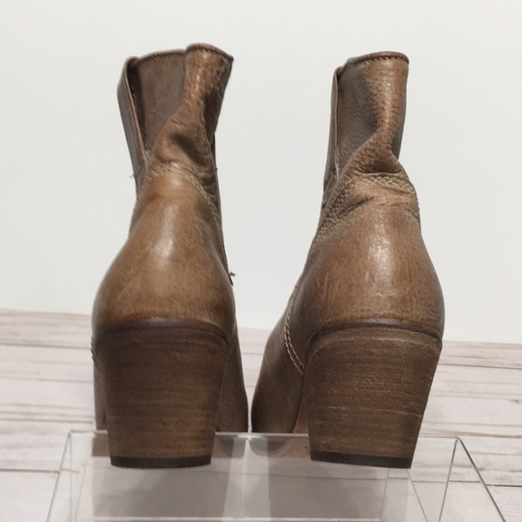 CORRAL ankle boot P5020 with out strap 2 inch heel sz 8 tan brown - Picture 5 of 10